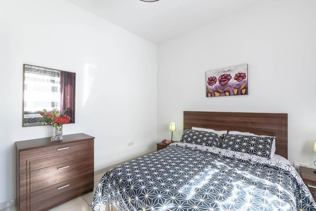 Modern Apt. Close To The Square Σεντ Πόλς Μπέι Εξωτερικό φωτογραφία