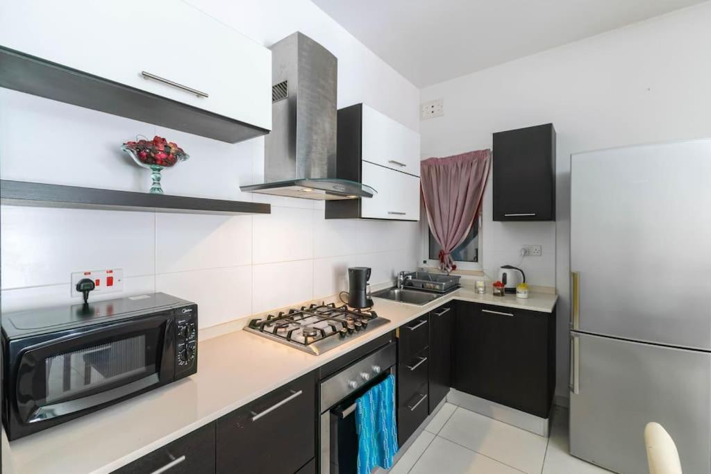 Modern Apt. Close To The Square Σεντ Πόλς Μπέι Εξωτερικό φωτογραφία